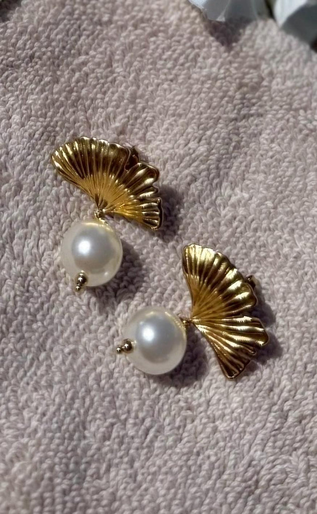 Smykkeli Copenhagen Øreringe - Shelly Pearl Big - Gold Colour