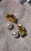 Smykkeli Copenhagen Øreringe - Shelly Pearl Big - Gold Colour