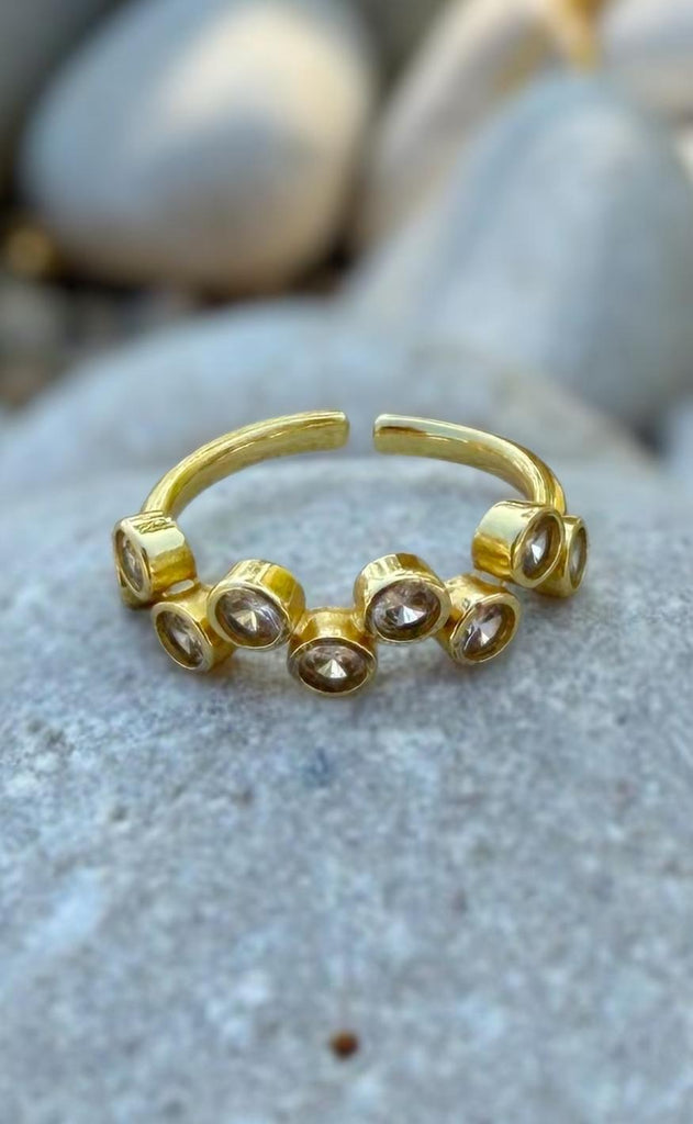 Smykkeli Copenhagen Ring - Safira Stone - Gold Colour